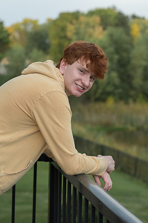 Senior photography session in Maple Grove, Minnesota