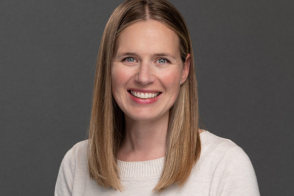 Headshot photography session in Eagan, Minnesota