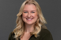 Headshot photography session in Eagan, Minnesota