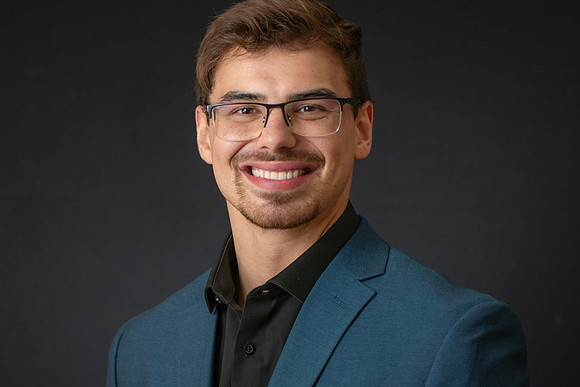 Headshot photography session in Fridley, Minnesota